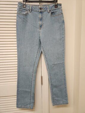 LL Bean Classic Fit Women's Jean Size 10 30x29 stretch straight Mainer